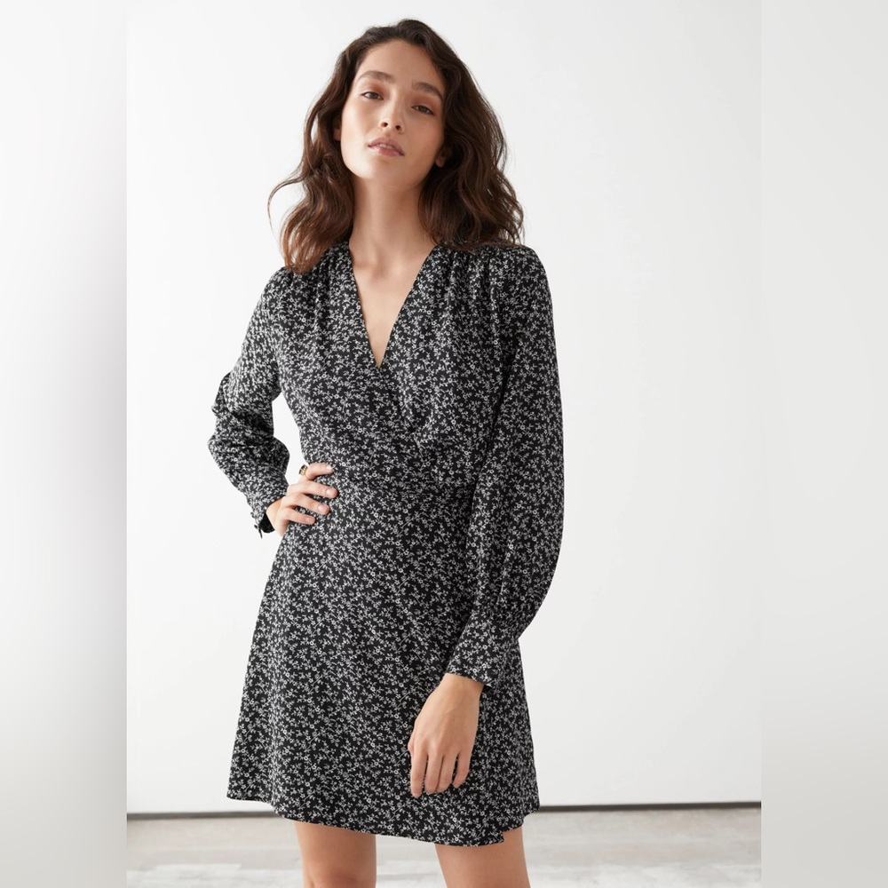 (NWOT) &Other stories mini wrap dress 🖤